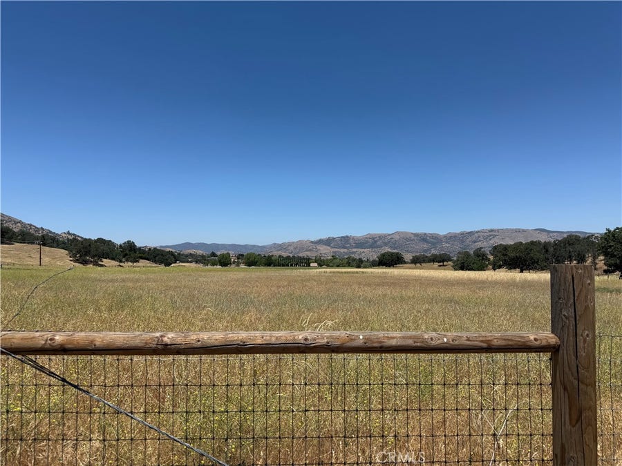 Property photo for 0 jeffery Road, Tehachapi, CA