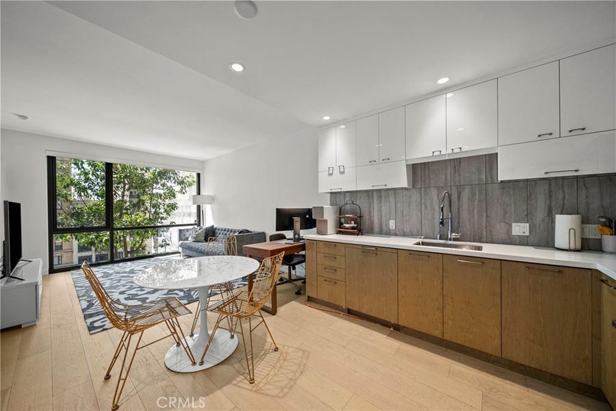 Property photo for 400 S Broadway, #828, Los Angeles, CA