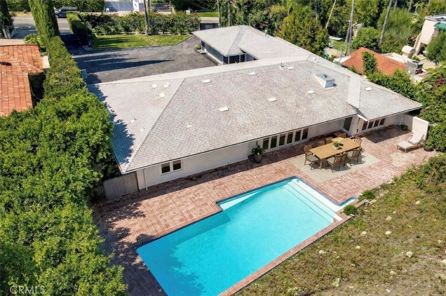 Property photo for 4450 Hayvenhurst, Los Angeles, CA