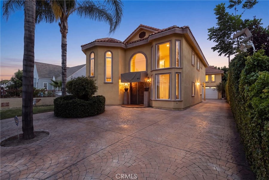 Property photo for 604 N Sparks, Burbank, CA