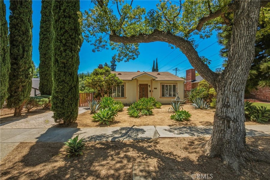 Property photo for 3170 E Orange Grove, Pasadena, CA