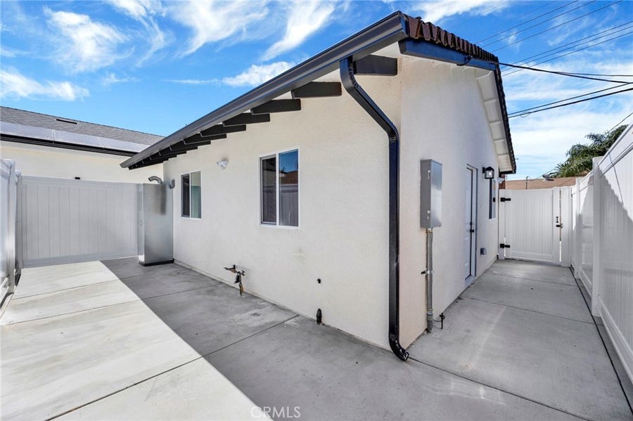 Property photo for 22542 Roscoe Boulevard, West Hills, CA