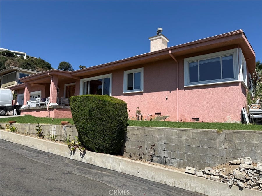 Property photo for 1606 Glenmont Drive, Glendale, CA