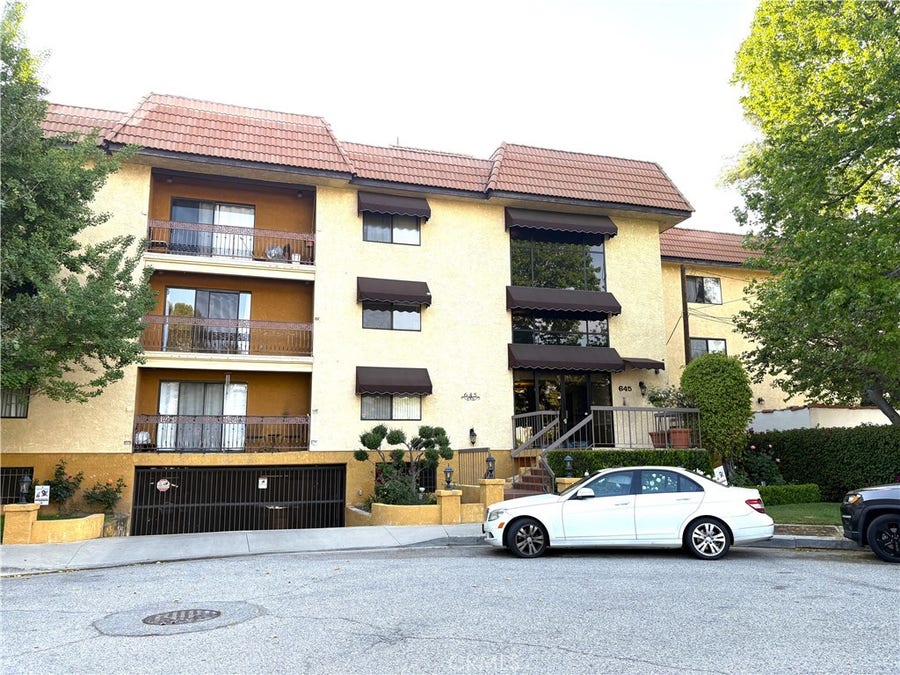 Property photo for 645 Balboa Avenue, #2C, Glendale, CA