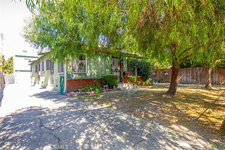 Property photo for 5431 Troost, Valley Village, CA