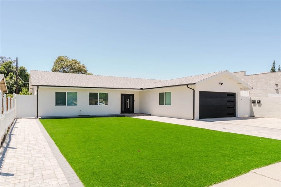 Property photo for 8963 Mclennan, Northridge, CA