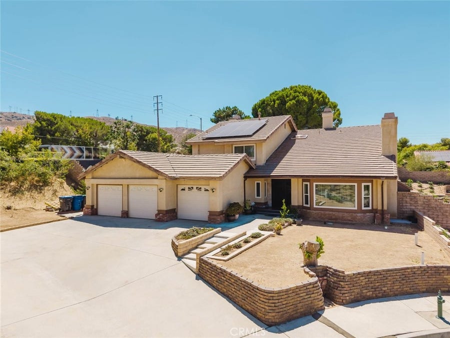 Property photo for 41201 Laidlaw Lane, Quartz Hill, CA