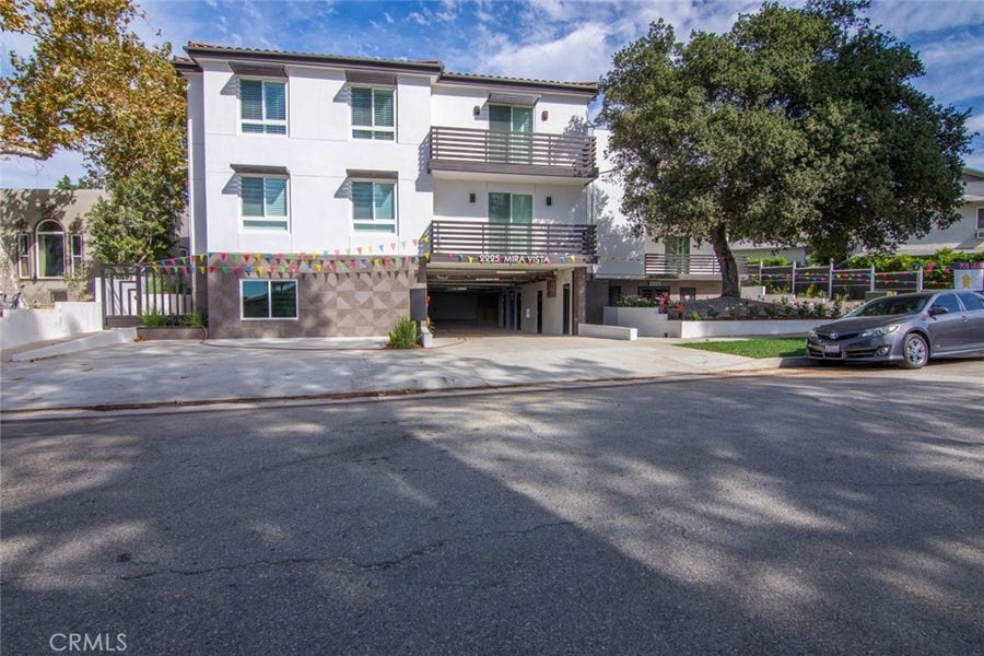 Property photo for 2225 Mira Vista Avenue, #104, Montrose, CA