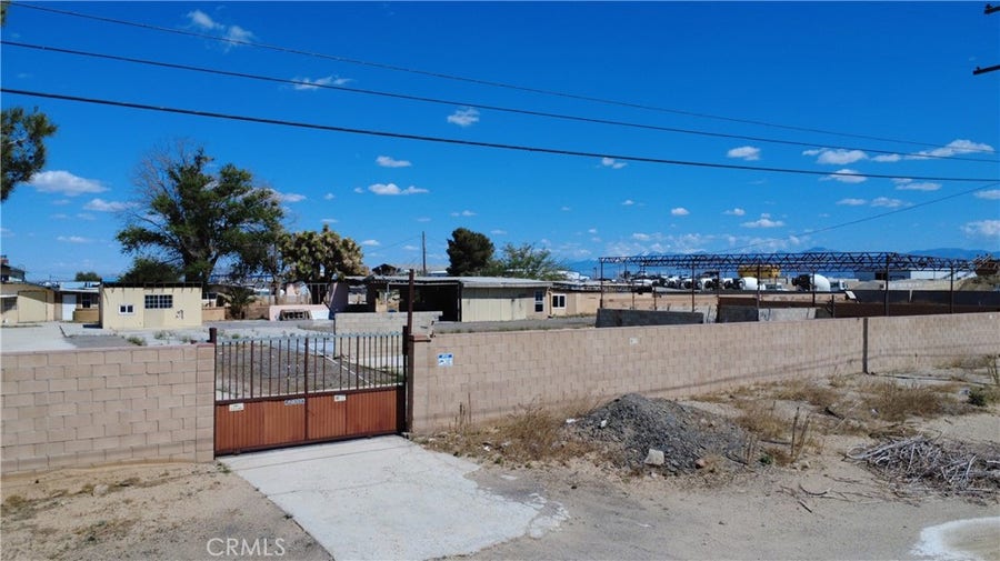 Property photo for 42336 5th Street E, Lancaster, CA
