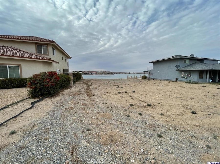Property photo for 26306 Corona, Helendale, CA