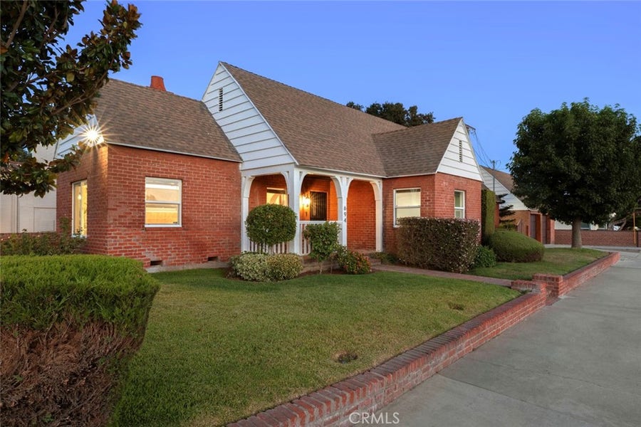Property photo for 694 W Orange Grove, Pomona, CA