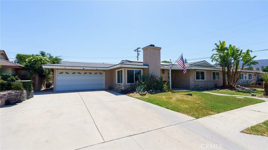 Property photo for 1048 Vallejo Avenue, Simi Valley, CA