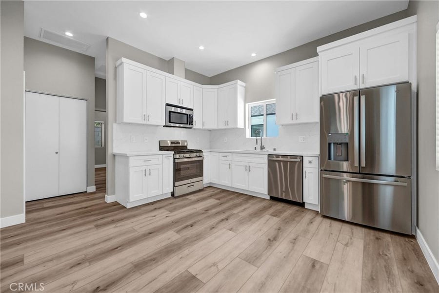 Property photo for 9998 Louise Avenue, Northridge, CA