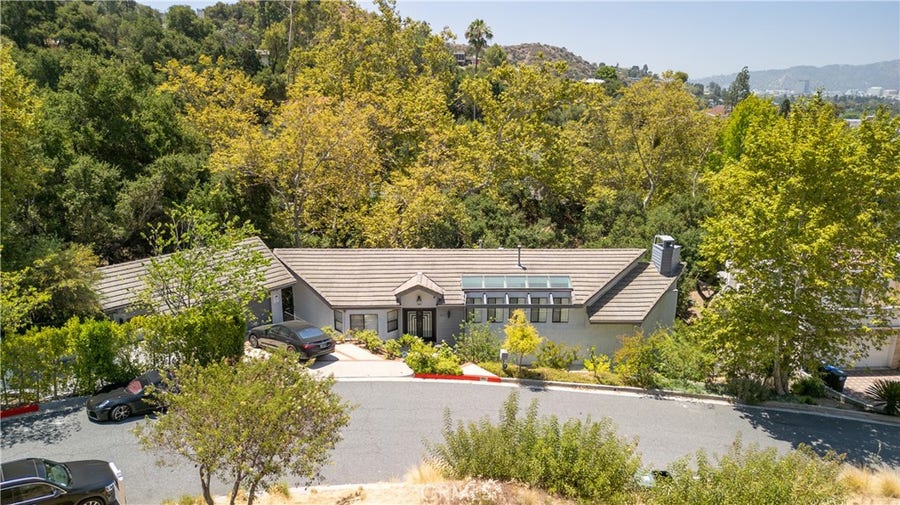 Property photo for 1864 Arvin Drive, Glendale, CA