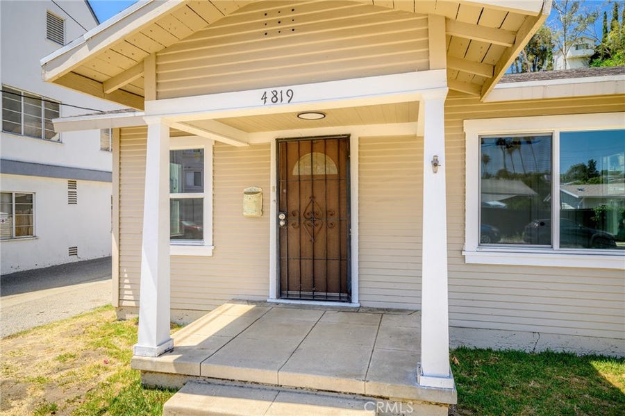 Property photo for 4819 Vincent, Los Angeles, CA
