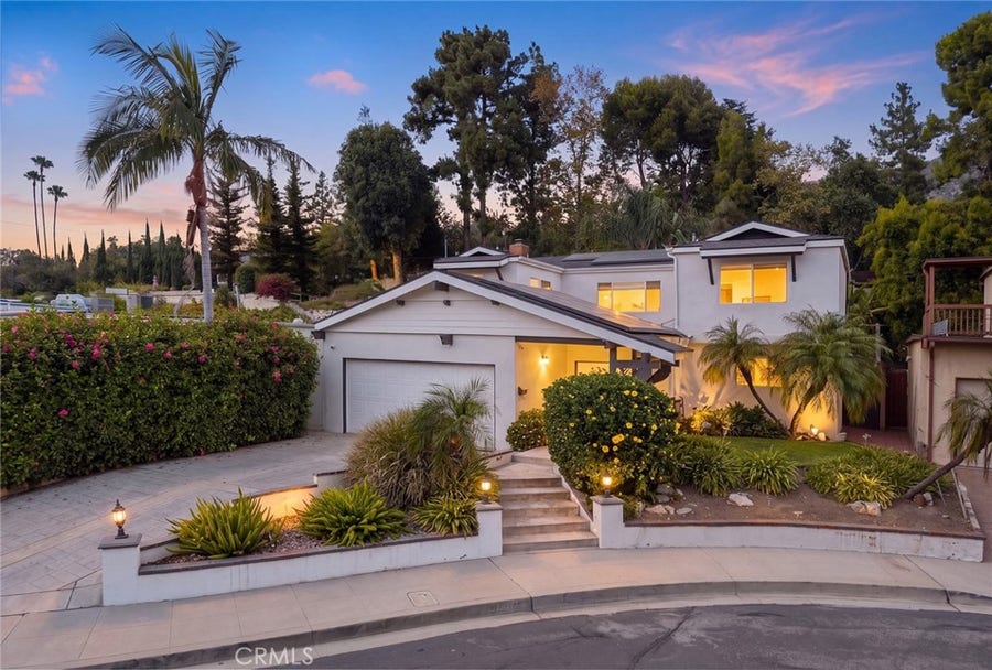 Property photo for 3929 El Moreno, La Crescenta, CA