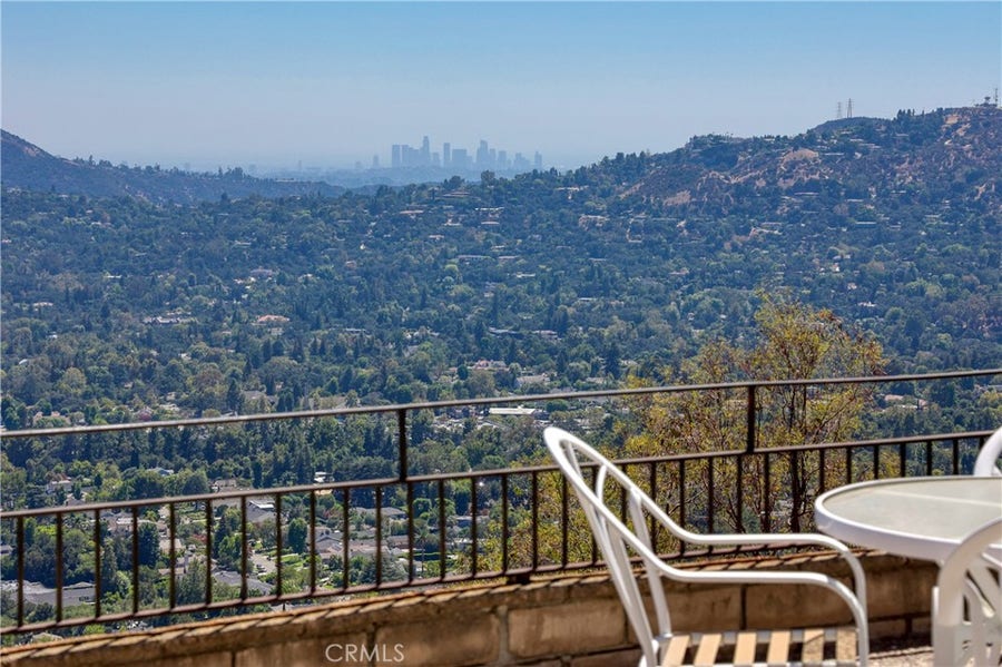 Property photo for 750 Galaxy Heights, La Canada Flintridge, CA