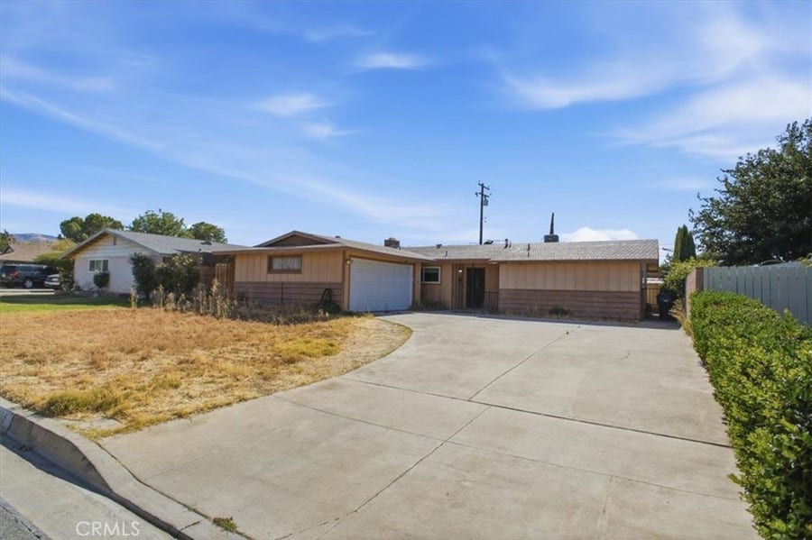 Property photo for 38905 2nd Street E, Palmdale, CA