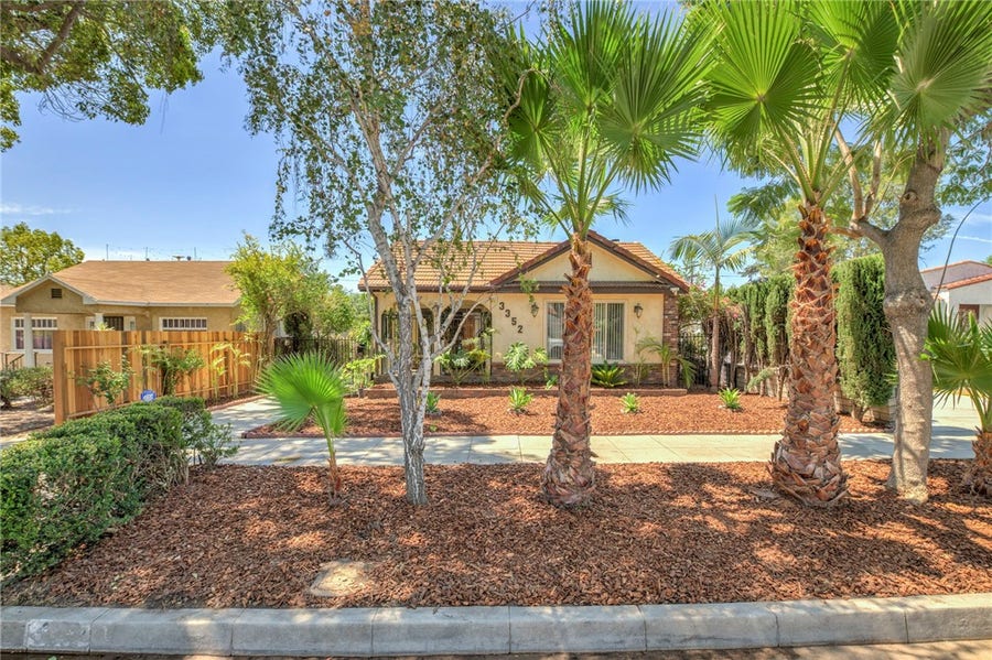 Property photo for 3352 Larga, Los Angeles, CA