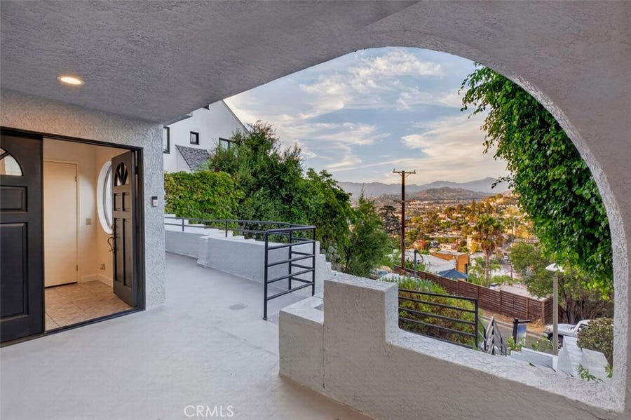 Property photo for 1425 Columbia Dr, Glendale, CA