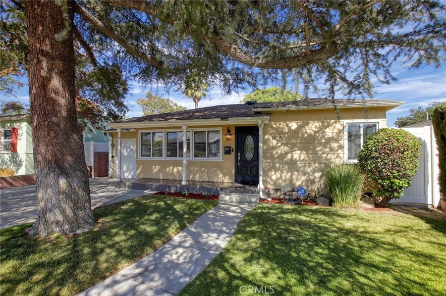 Property photo for 1426 N Avon, Burbank, CA