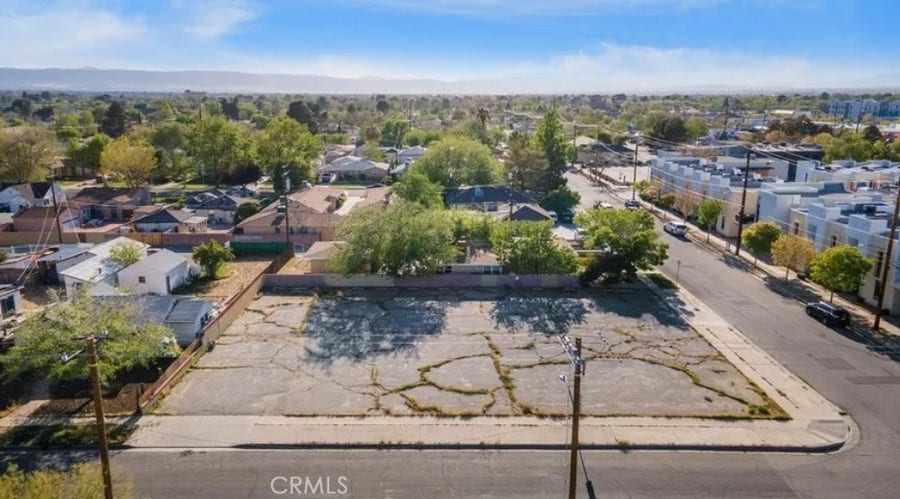 Property photo for 706 W Milling St, Lancaster, CA