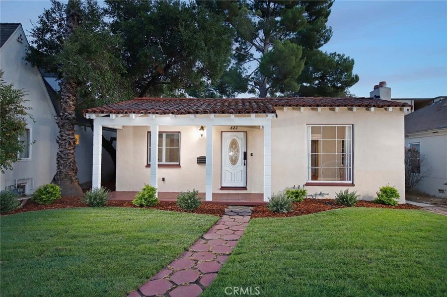 Property photo for 822 Monterey, Glendale, CA