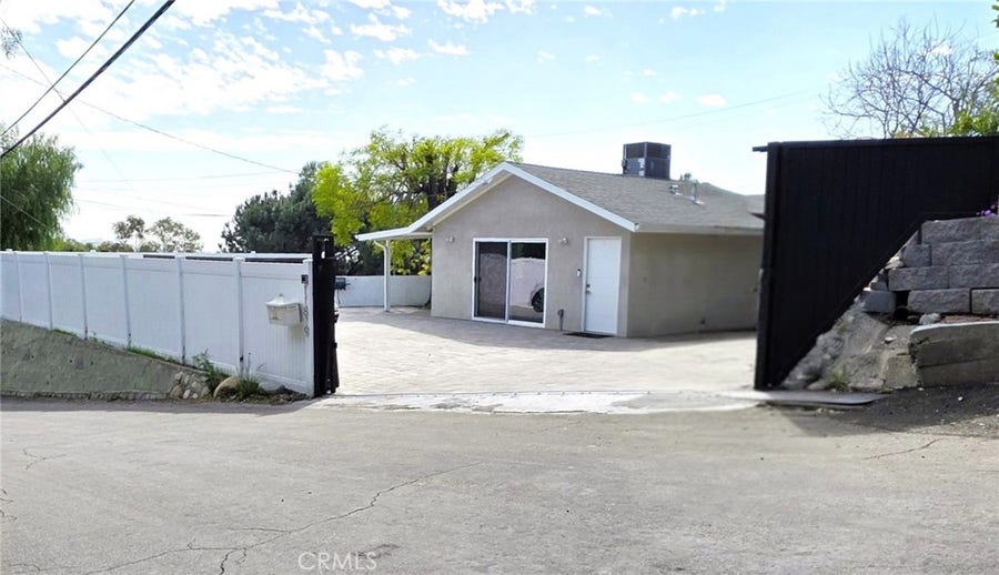 Property photo for 11819 West Trail, Sylmar, CA
