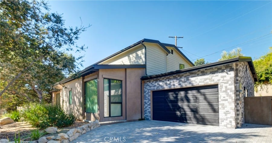 Property photo for 1849 Los Encinos, Glendale, CA