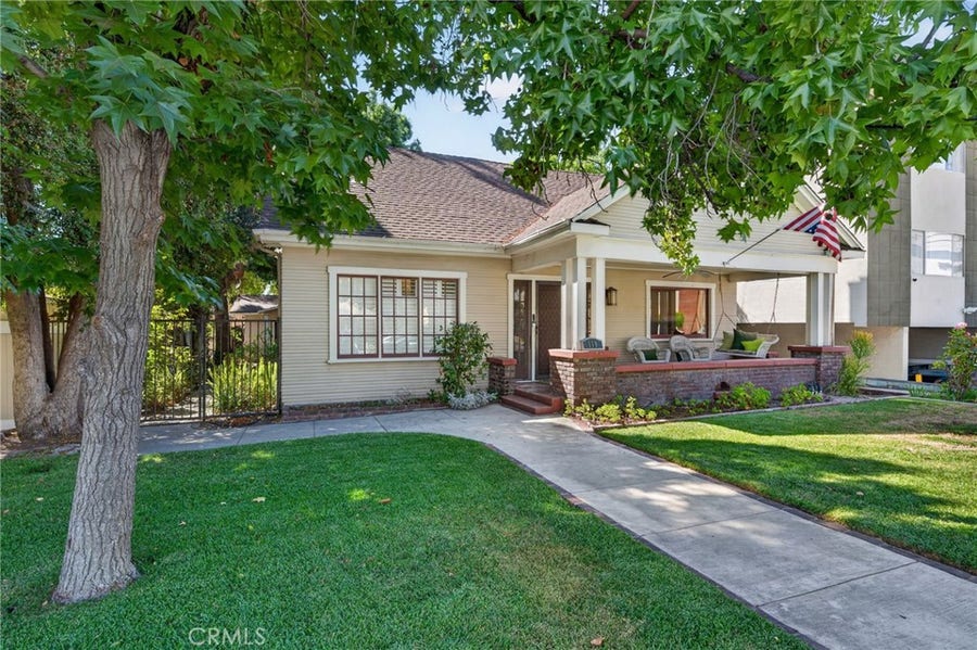 Property photo for 119 S Adams, Glendale, CA