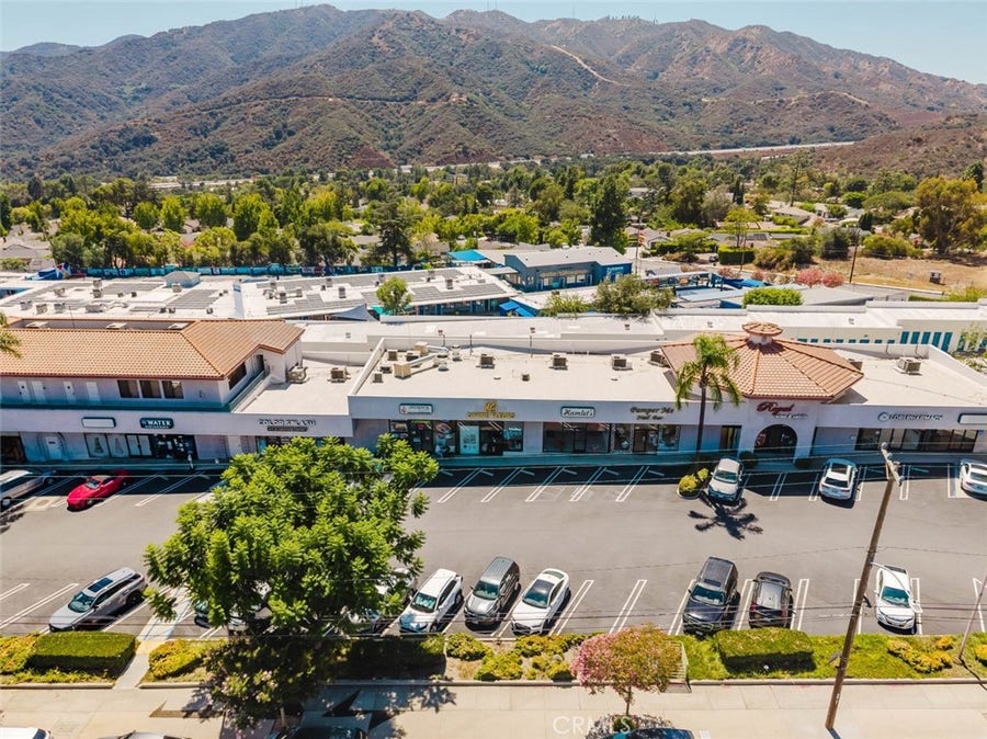 Property photo for 3924 Foothill Boulevard, La Crescenta, CA