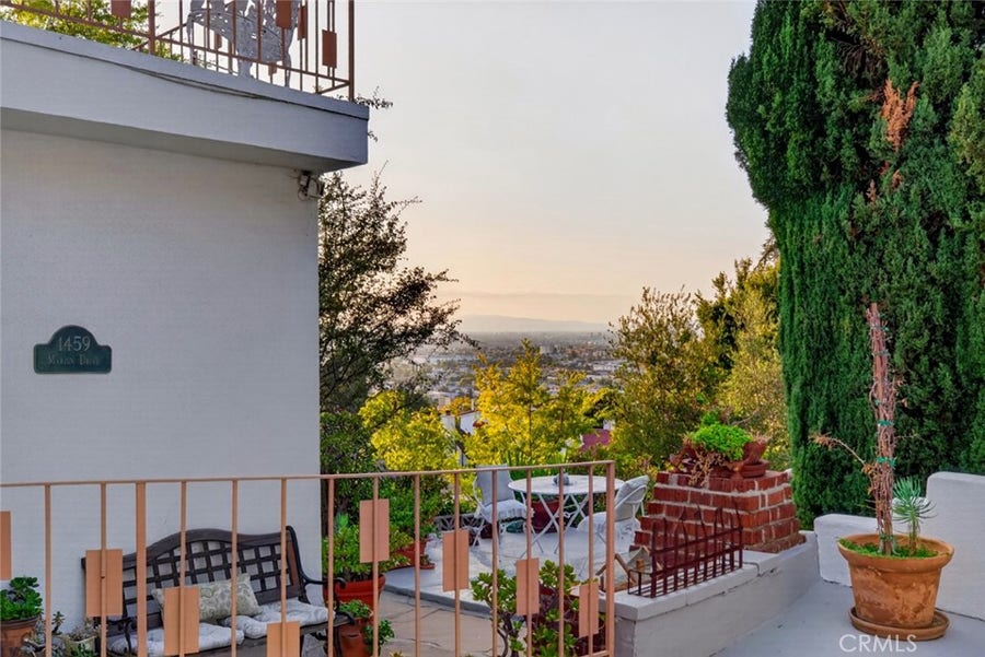 Property photo for 1459 Marion Dr, Glendale, CA