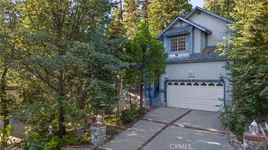 Property photo for 264 El Dorado Drive, Lake Arrowhead, CA