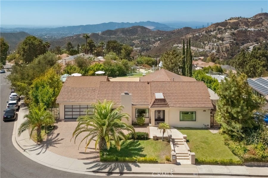 Property photo for 3851 Karen Lynn Drive, Glendale, CA