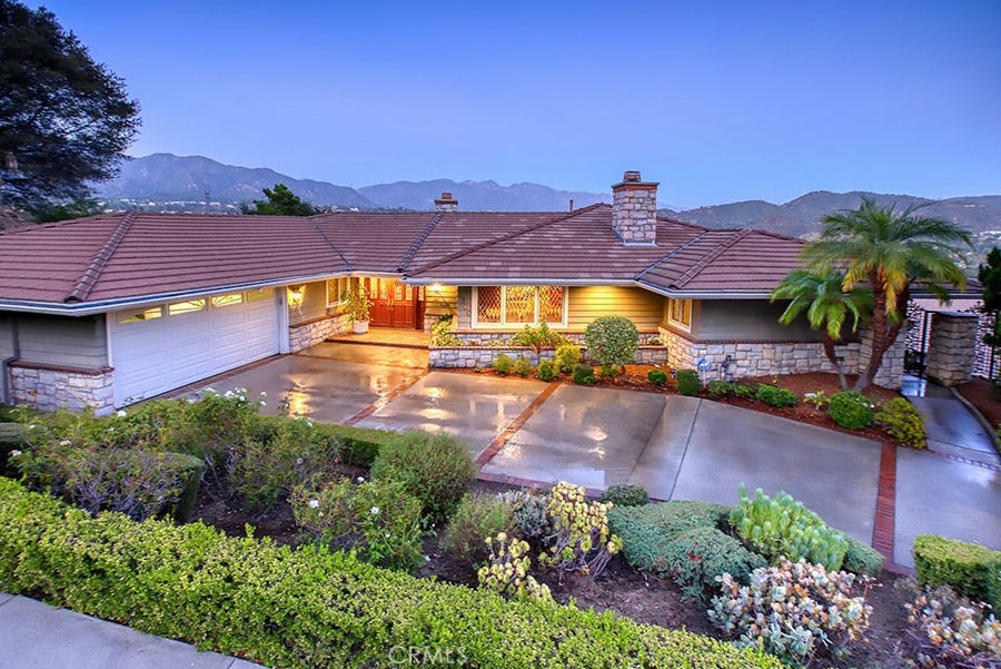 Property photo for 3360 Country Club, Glendale, CA