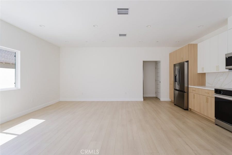 Property photo for 1507 N Niagara Street, #101, Burbank, CA