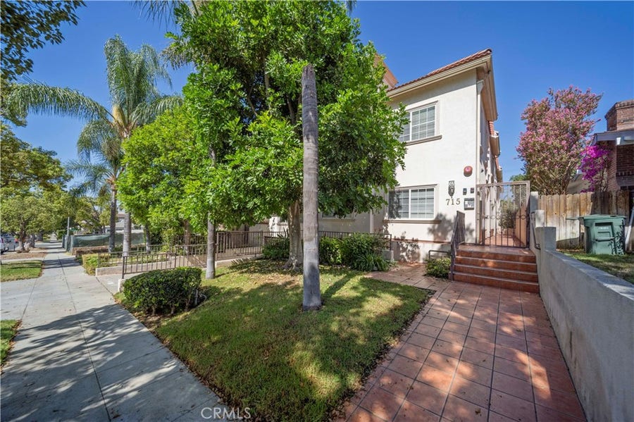 Property photo for 715 E Angeleno, #104, Burbank, CA
