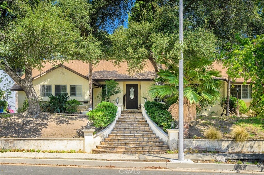 Property photo for 6247 Hamilton Lane, La Crescenta, CA