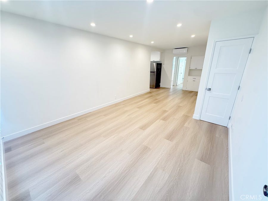 Property photo for 4123 Ocean View Blvd, #1, Montrose, CA