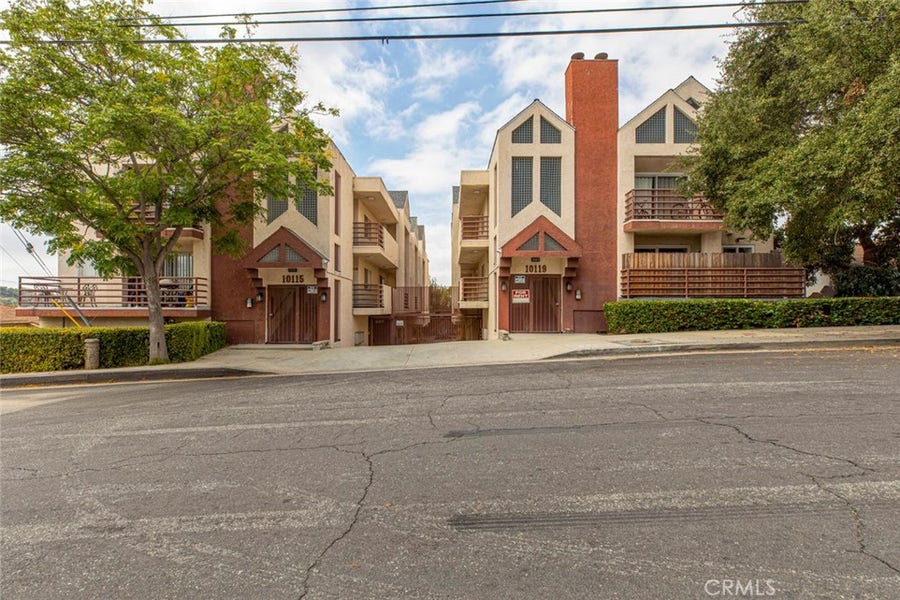 Property photo for 10119 Pinewood Avenue, #207, Tujunga, CA