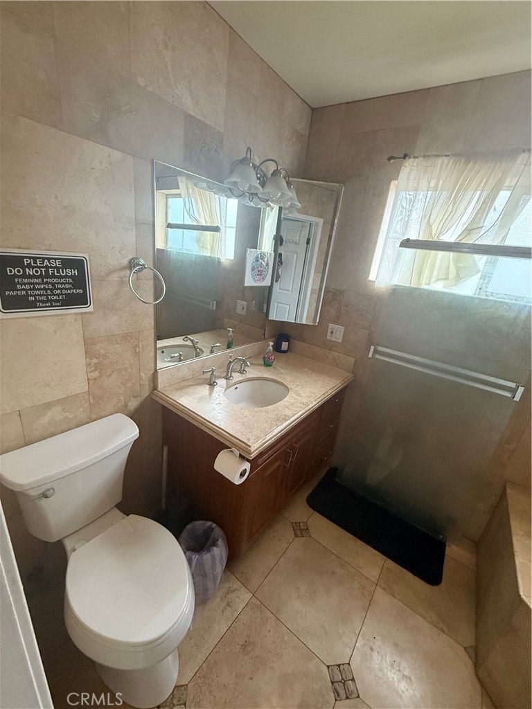 7420 Hesperia, Reseda, CA 91335 7420 Hesperia, Reseda, CA 91335