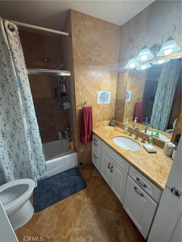 7420 Hesperia, Reseda, CA 91335 7420 Hesperia, Reseda, CA 91335