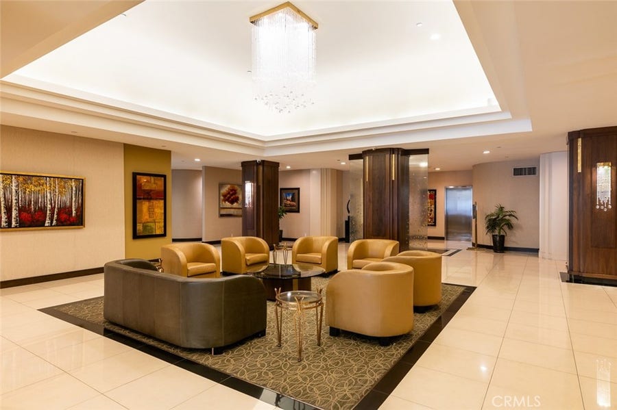 Property photo for 343 E Pioneer Drive, #802, Glendale, CA