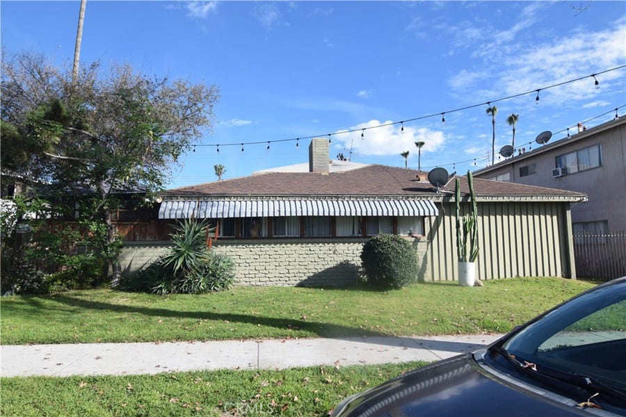 Property photo for 6708 Whitsett, North Hollywood, CA