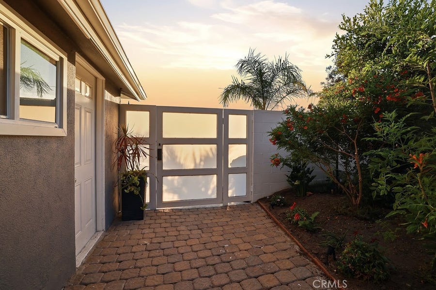 Property photo for 6951 Bellclaire, Tujunga, CA