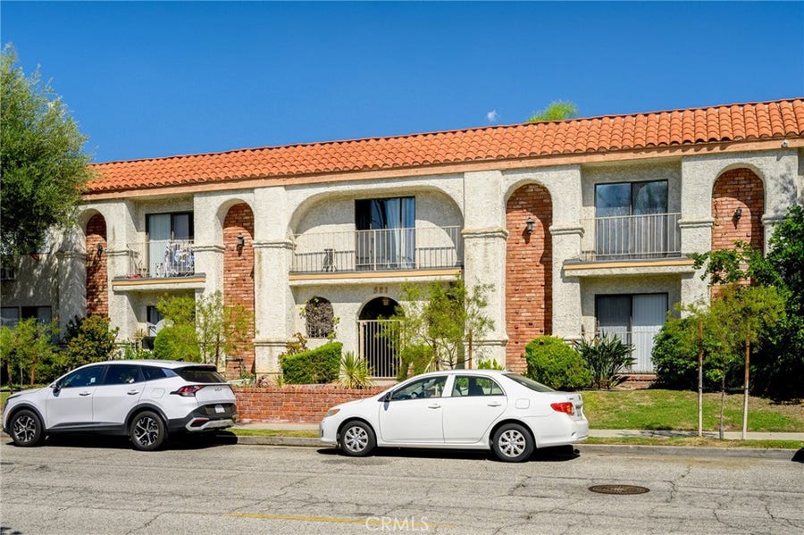 Property photo for 521 E Lomita Avenue, #207, Glendale, CA