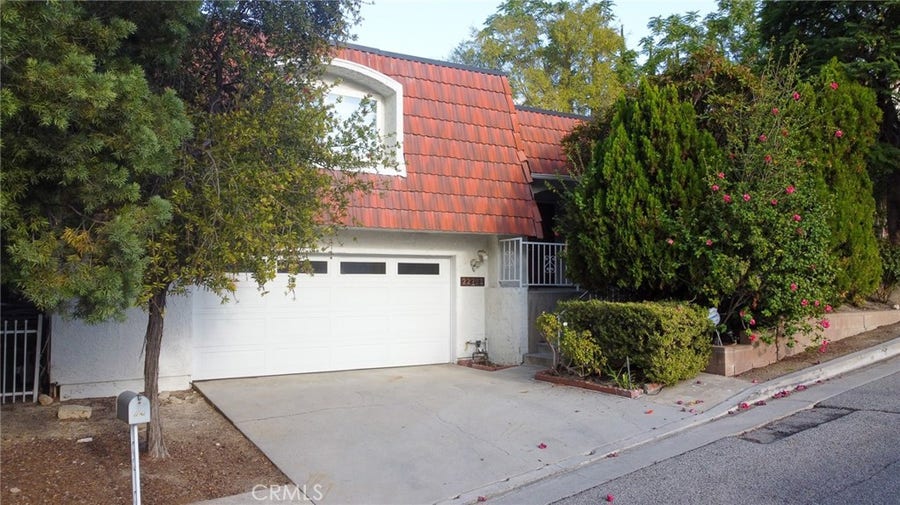 Property photo for 22762 Avenue San Luis, Woodland Hills, CA