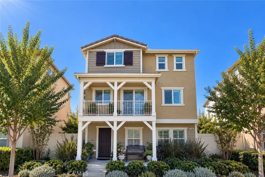 Property photo for 9116 Foster Lane, Chatsworth, CA