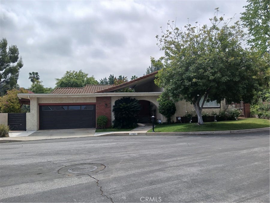 Property photo for 17367 Quesan Place, Encino, CA