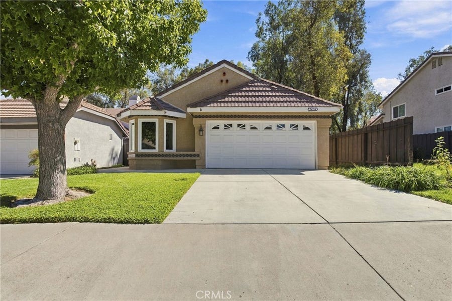 Property photo for 26764 Pamela Dr, Canyon Country, CA